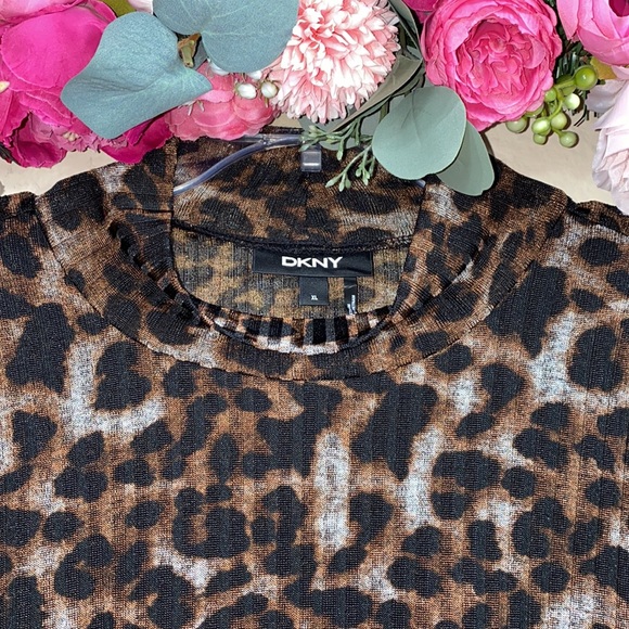 •DKNY• {ribbed} Mock-neck Semi-Sheer |lined| leopard print [long-sleeved] Top XL - Picture 2 of 14